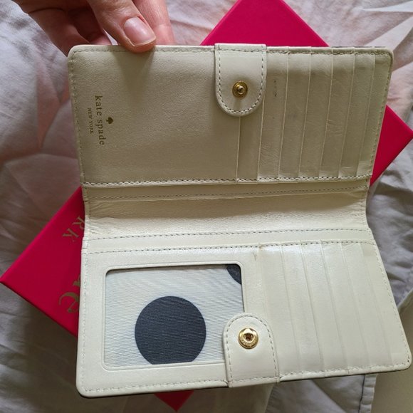 Kate Spade silver leather wallet - Picture 9 of 11